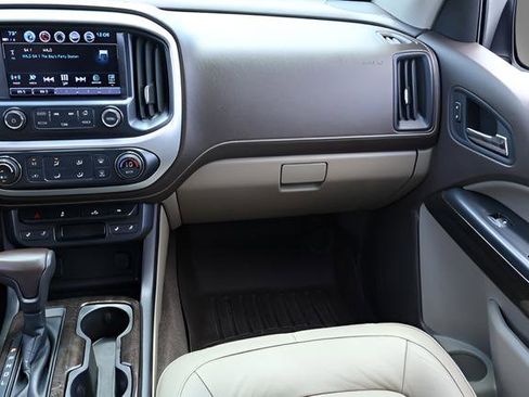 Used 2018 GMC Canyon SLT w/ Trailering Package RWD image 18