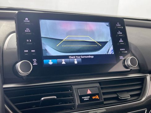 Used 2022 Honda Accord Sport image 13