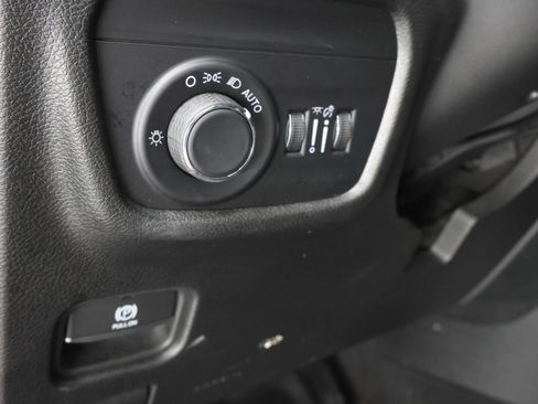 Used 2023 Jeep Grand Cherokee Altitude AWD/4WD image 43