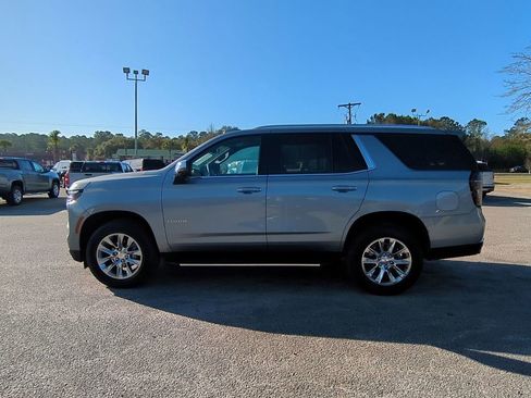 Used 2025 Chevrolet Tahoe Premier w/ Sun And Tow Package RWD image 7