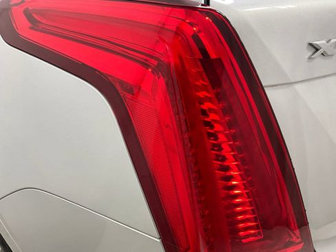 Used 2019 Cadillac XT5 Luxury AWD/4WD image 29