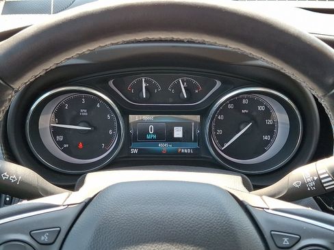 Used 2020 Buick Envision Essence w/ Experience Buick Package AWD/4WD image 23