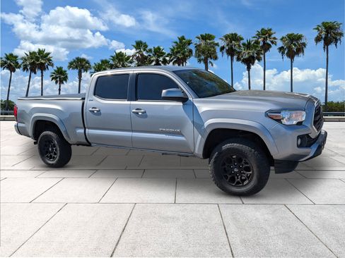 Used 2019 Toyota Tacoma SR5 image 11