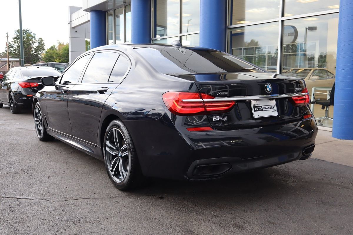 Used 2017 BMW 750i xDrive AWD/4WD image 3