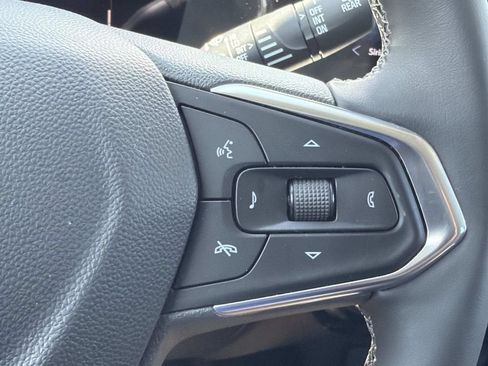 Used 2024 Chevrolet Trax LT w/ Driver Confidence Package FWD image 20