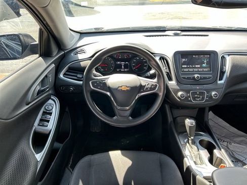 Used 2017 Chevrolet Malibu LS FWD image 22