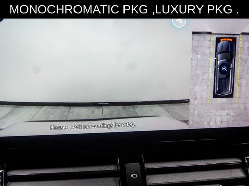Used 2023 Lincoln Navigator Reserve AWD/4WD image 31
