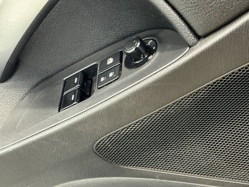 Used 2020 FIAT 124 Spider Classica w/ Technology Group image 32