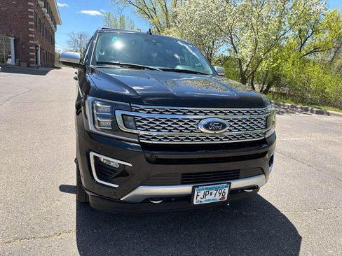 Used 2019 Ford Expedition Platinum AWD/4WD image 12