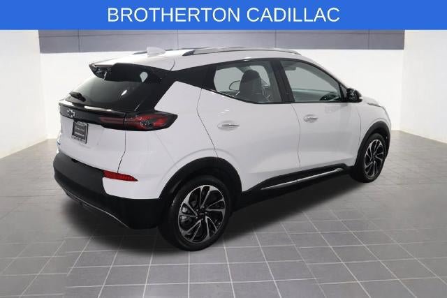 Used 2022 Chevrolet Bolt EUV Premier w/ Sun & Sound Package FWD image 8