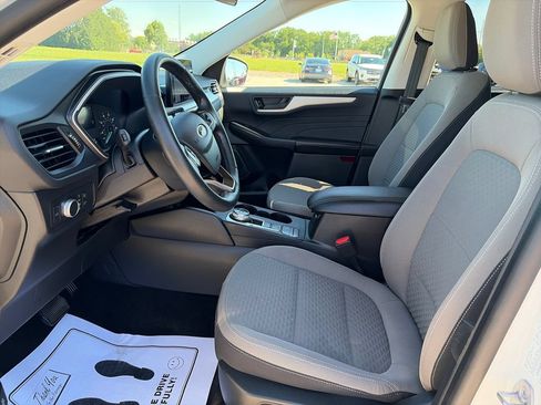 Used 2022 Ford Escape SE w/ SE Sport Appearance Package FWD image 15