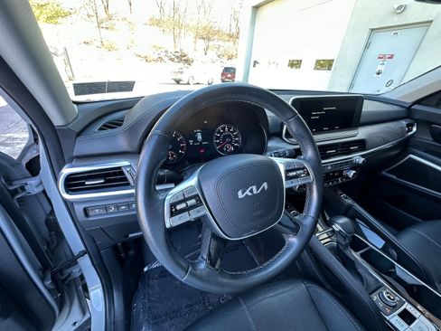 Used 2022 Kia Telluride EX w/ EX Premium Package image 33