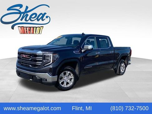 Used 2024 GMC Sierra 1500 SLT image 1