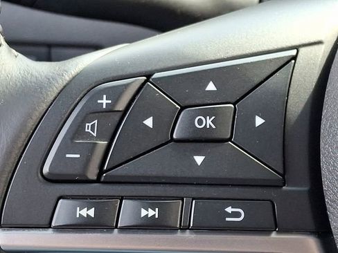 Used 2025 Nissan Sentra SV w/ All-Weather Package image 20