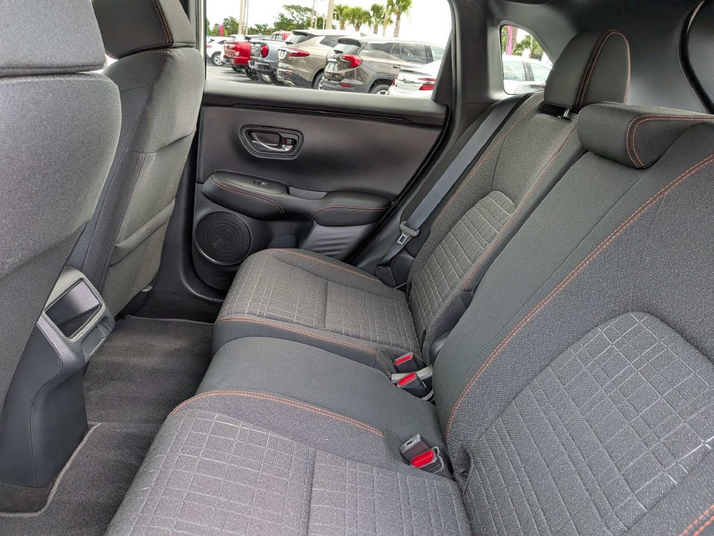 Used 2026 Honda HR-V Sport image 16