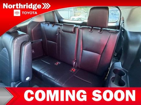 Certified 2023 Toyota Highlander XLE AWD/4WD image 8