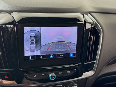 Certified 2023 Chevrolet Traverse RS image 9