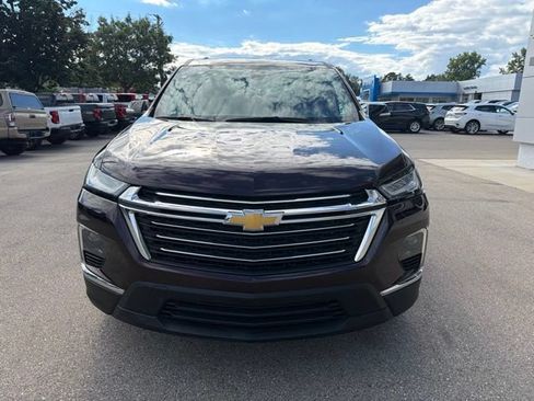 Used 2023 Chevrolet Traverse LT FWD image 8