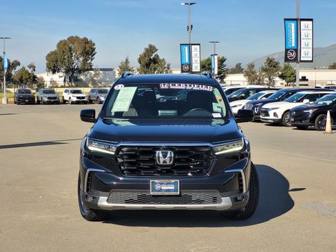 Certified 2023 Honda Pilot Elite image 2