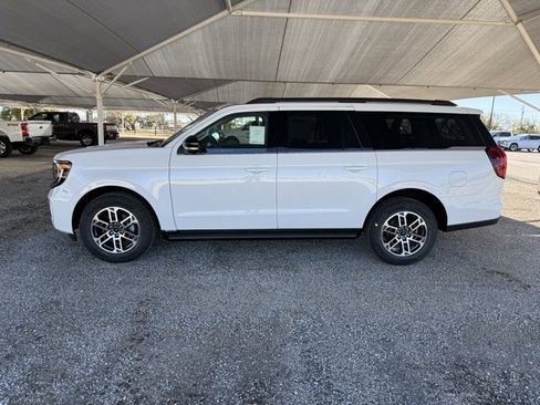 New 2025 Ford Expedition Max Active image 4