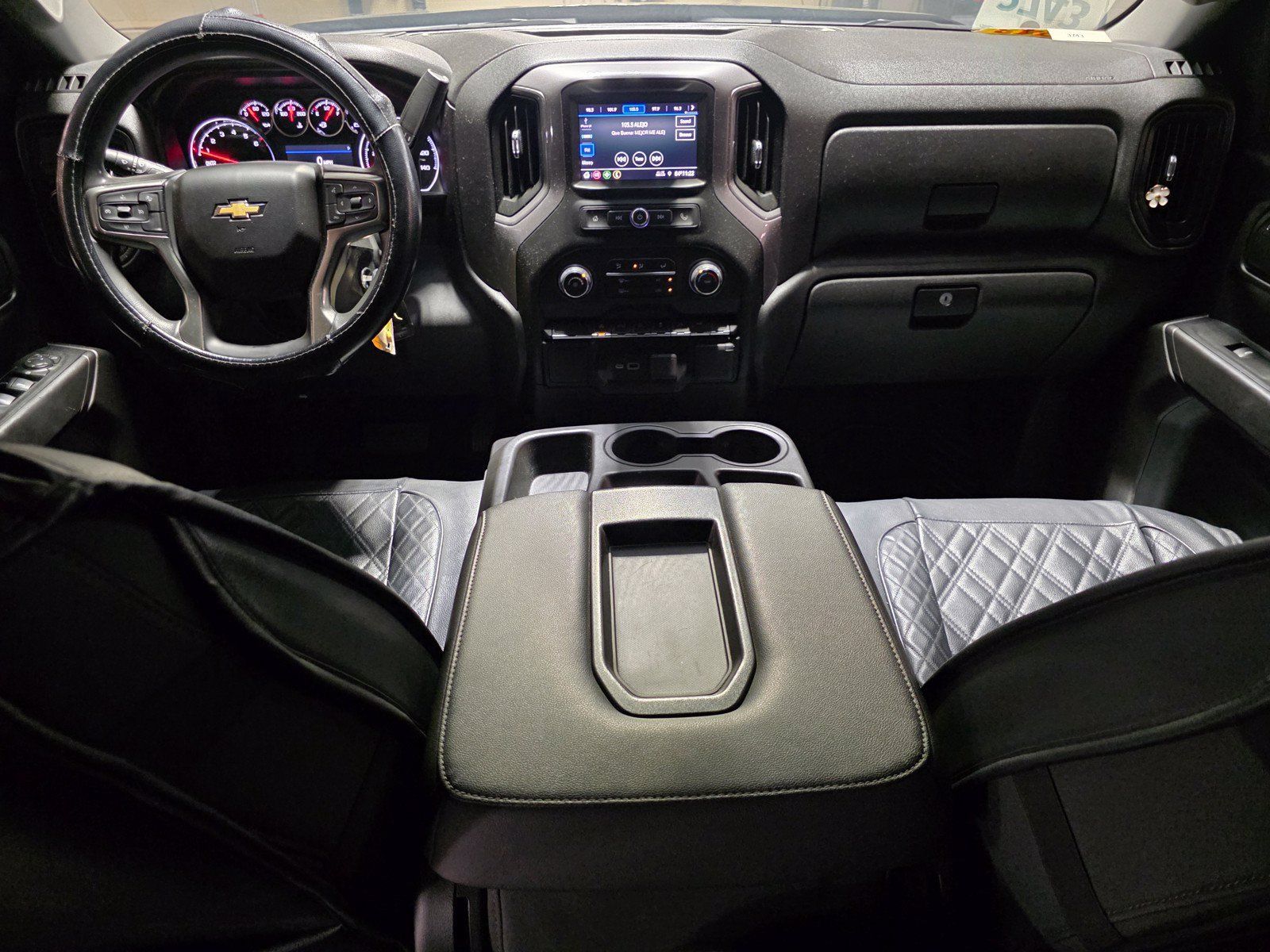 Used 2021 Chevrolet Silverado 1500 Custom w/ LPO, Dark Essentials Package RWD image 14