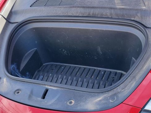 Used 2021 Tesla Model Y Long Range image 26