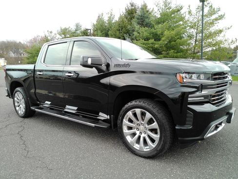 Certified 2022 Chevrolet Silverado 1500 High Country image 2