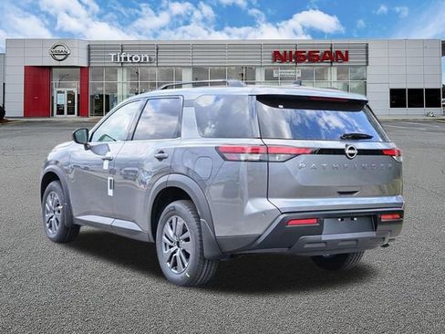 New 2026 Nissan Pathfinder SV FWD image 5