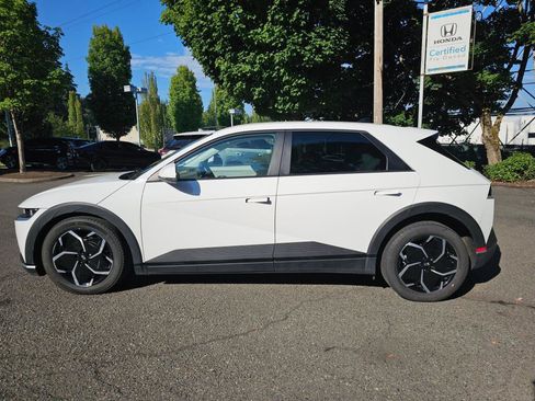 Used 2023 Hyundai Ioniq 5 SEL w/ Cargo Package AWD/4WD image 4