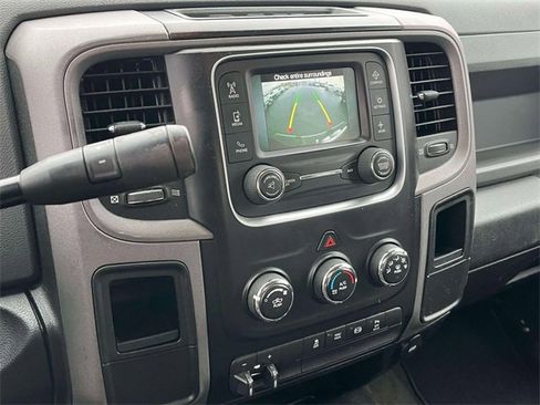 Used 2017 RAM 2500 Tradesman w/ Chrome Appearance Group image 31