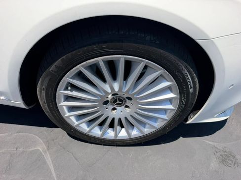 Used 2019 Mercedes-Benz S 560 Sedan image 34