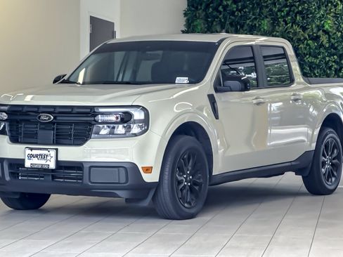 Used 2024 Ford Maverick Lariat w/ Black Appearance Package AWD/4WD image 8