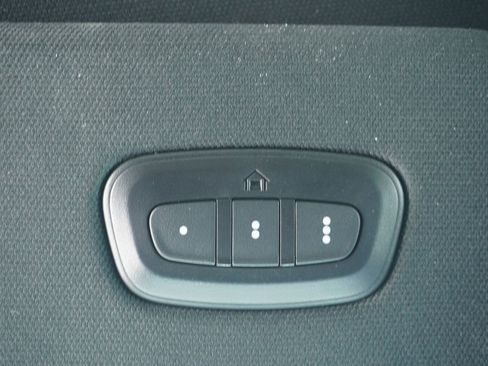 Used 2024 RAM 1500 Limited image 14