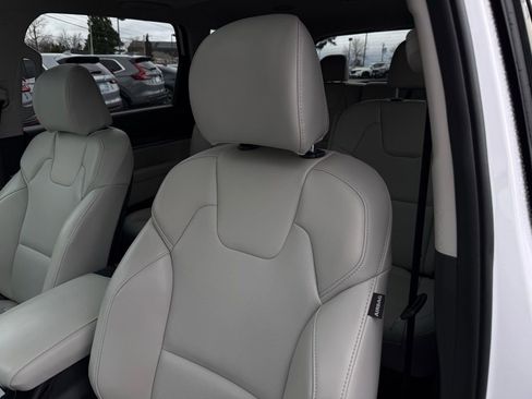 Used 2024 Kia Telluride S w/ S Sunroof Package image 35