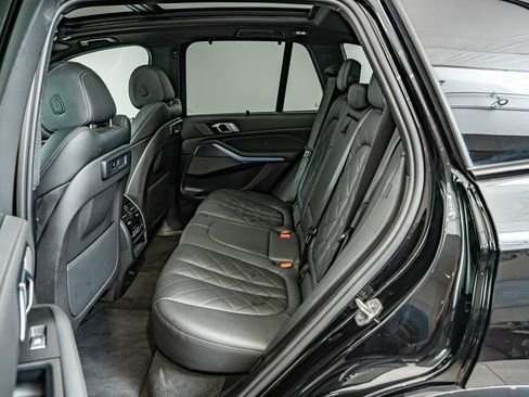 Used 2023 BMW X5 xDrive40i w/ Executive Package AWD/4WD image 33