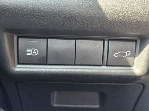 Used 2025 Toyota Grand Highlander FWD image 25