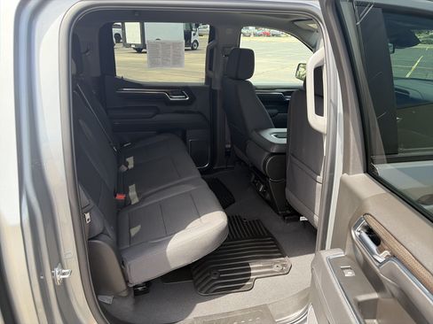 Used 2026 Chevrolet Silverado 1500 LT AWD/4WD image 19