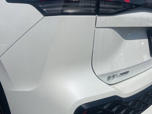 Used 2026 Volkswagen Tiguan SEL R-Line image 18