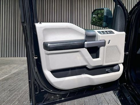 Used 2020 Ford F150 XLT w/ Equipment Group 302A Luxury AWD/4WD image 27