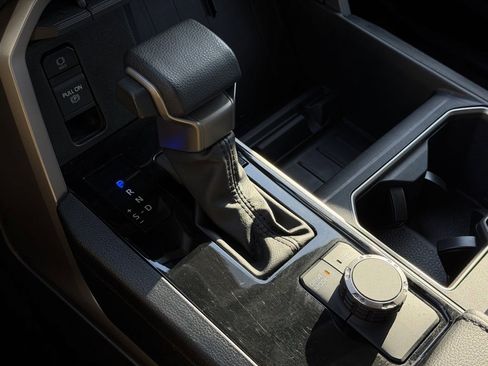 Used 2024 Toyota Tundra SR5 w/ SR5 Convenience Package image 33