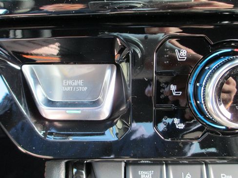 New 2026 GMC Sierra 2500 AT4 image 15