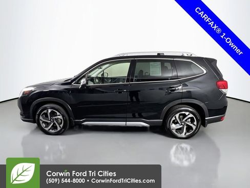 Used 2024 Subaru Forester Touring w/ Convenience Package image 6