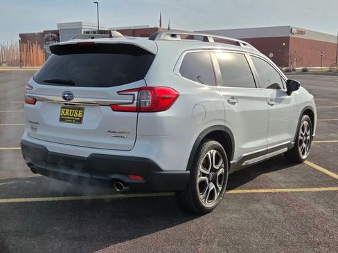 Used 2024 Subaru Ascent Limited w/ Technology Package image 3