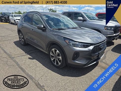 Used 2024 Ford Escape Platinum AWD/4WD image 11