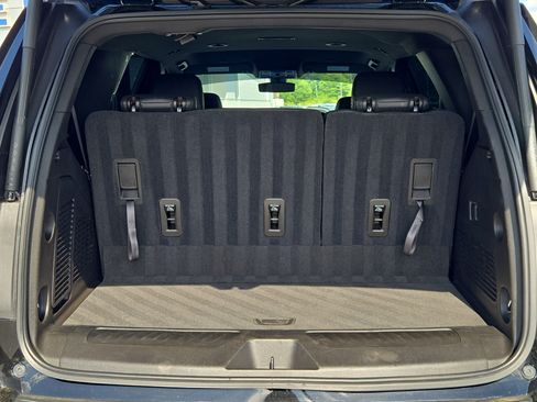 Used 2021 Chevrolet Tahoe LT RWD image 12