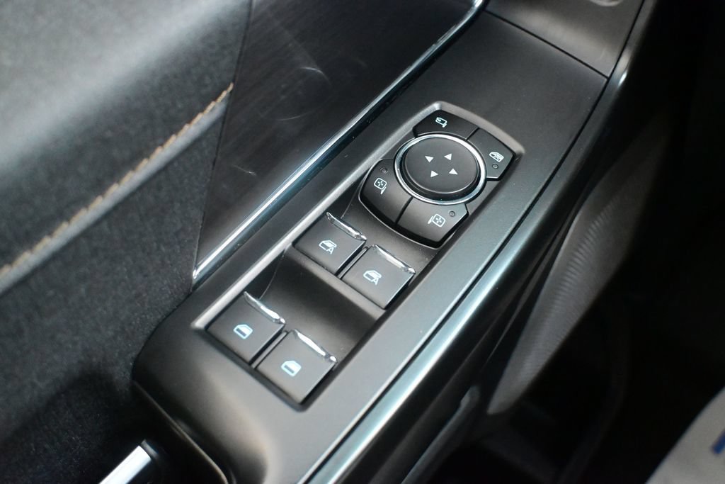 Used 2023 Ford F150 Raptor AWD/4WD image 15