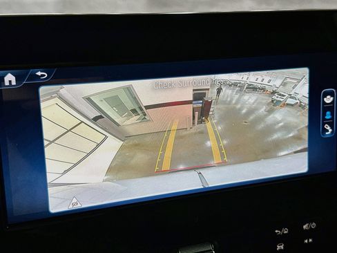 Used 2024 Mercedes-Benz eSprinter 170 Cargo image 15