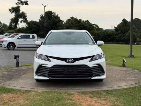 Used 2021 Toyota Camry LE w/ Cold Weather Package FWD image 2