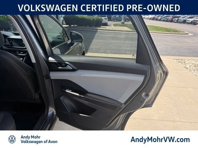 Used 2023 Volkswagen Taos SE FWD image 19