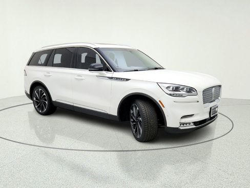 Used 2020 Lincoln Aviator Reserve w/ Equipment Group 202A AWD/4WD image 5